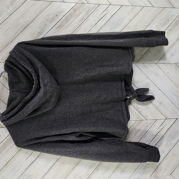 Cold crush gray pullover hoodie Size M - Picture 3 of 3